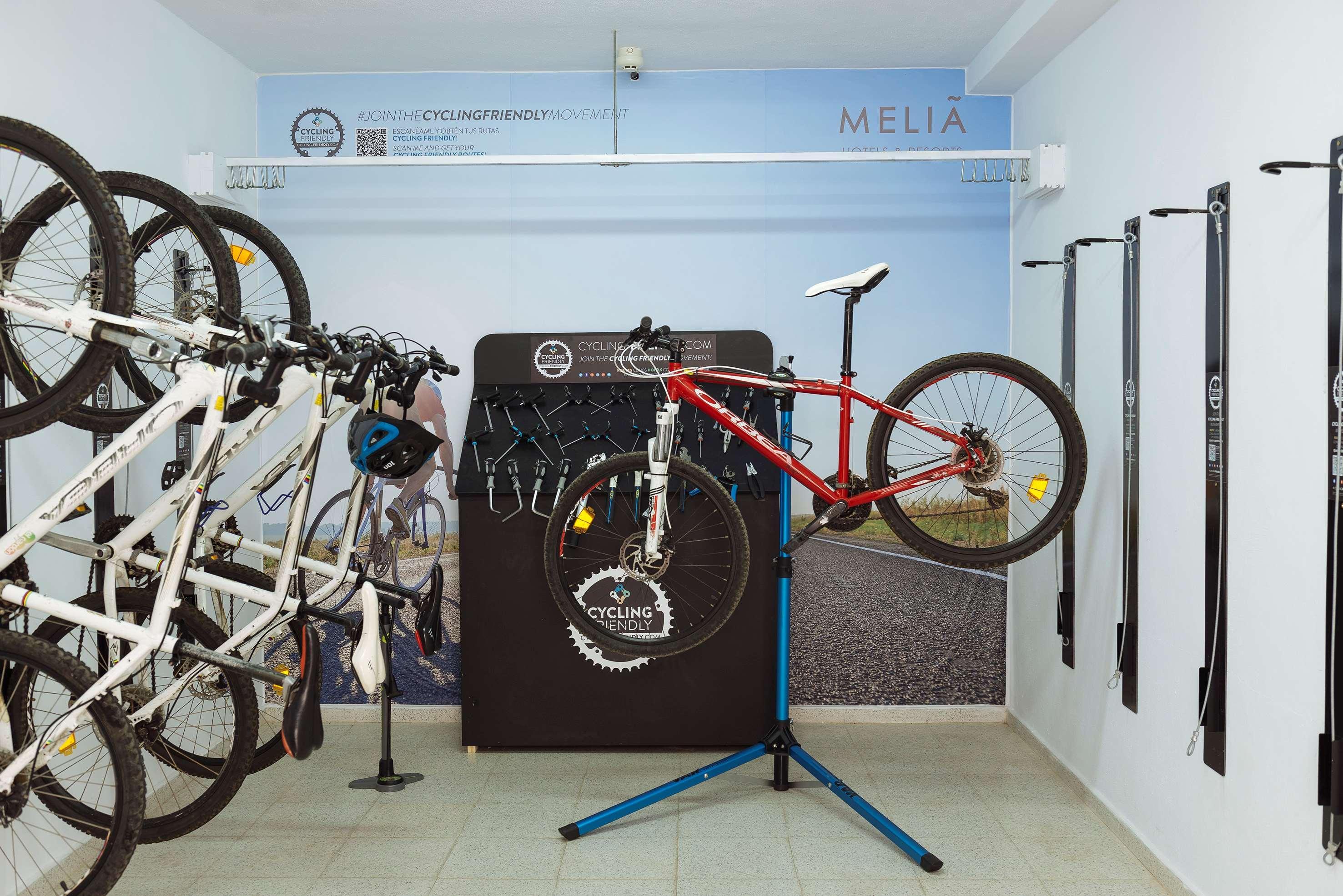 Hotel Hacienda Del Conde Melia Collection Golf & Spa - Adults Only Buenavista Del Norte Zewnętrze zdjęcie A bicycle repair station
